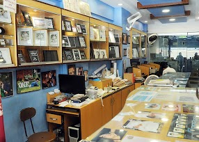 Dossani's Studio Khadda Market